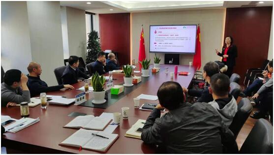 安徽盐业地产集团公司召开党委理论学习中心组第十二次学习扩大会